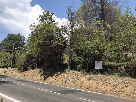 vente terrain 700 m² à grasse (06130)  135 000 €