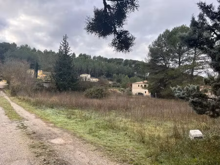 vente terrain 2200 m² à ventabren (13122)  295 000 €