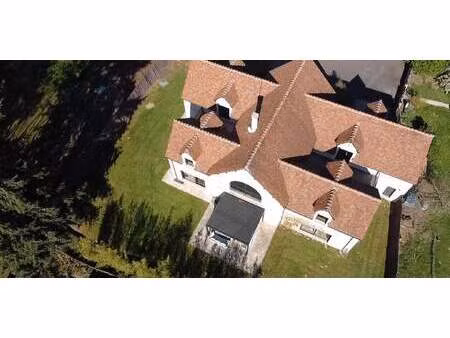 maison avec piscine et jardin gambais (78)