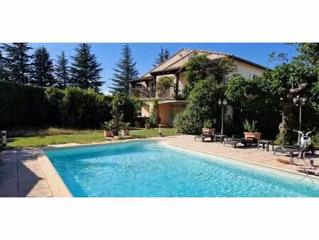 propriété avec piscine et jardin montpezat (30)
