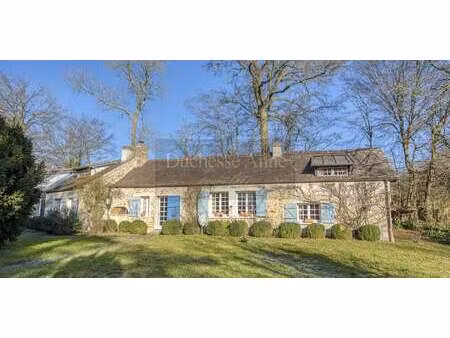 propriété avec piscine et jardin thoiry (78)