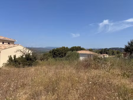 vente terrain 660 m² à le castellet (83330)  390 000 €