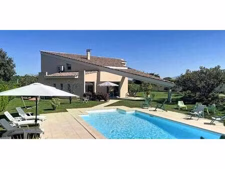 maison avec piscine et jardin la roque-sur-pernes (84)
