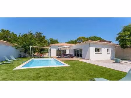 maison avec piscine vic-la-gardiole (34)