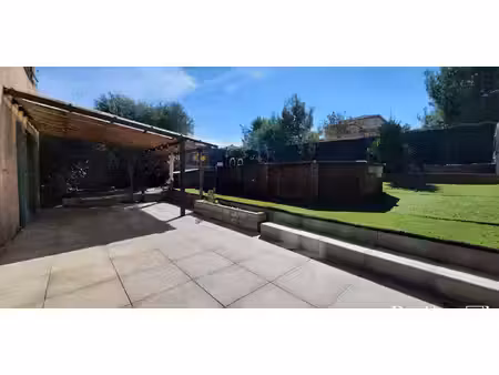 maison avec piscine et jardin cournonsec (34)