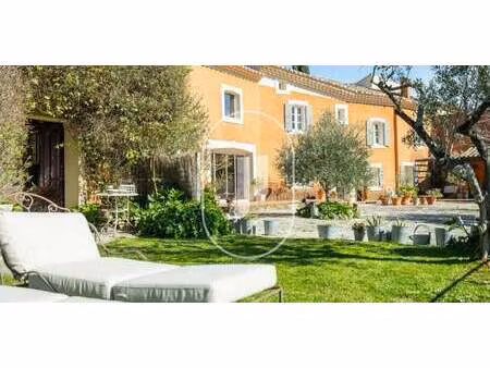 maison avec piscine roaix (84)