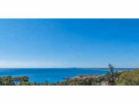 maison contemporaine avec piscine et jardin mont saint clair-hôtel de ville - sète (34)