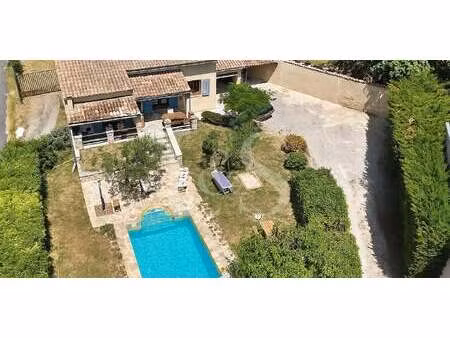 villa avec piscine et jardin malaucène (84)
