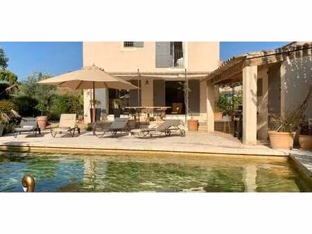 propriété avec piscine et jardin lourmarin (84)