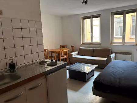 location appartement 1 pièce 24.8 m² à metz (57000)  450 €