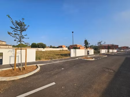 vente terrain 412 m² à poulx (30320)  155 500 €