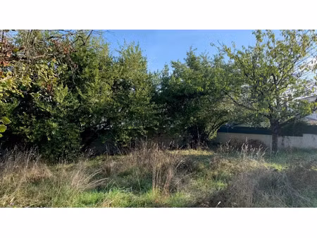 vente terrain 600 m² à bassens (33530)  192 000 €