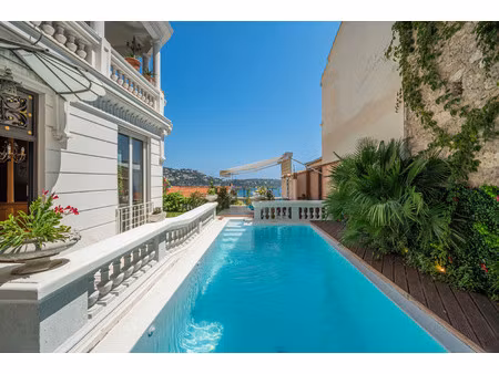 maison de luxe à vendre dans le quartier cabbe-saint roman