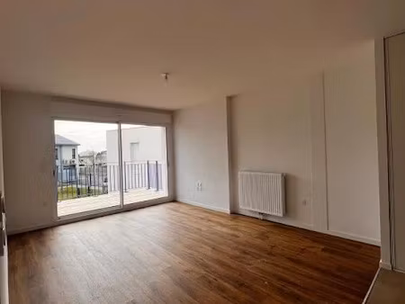 location appartement 2 pièces 41.76 m² à chatelaillon-plage (17340)  765 €