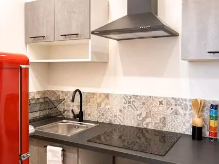 location meublée appartement 1 pièce 30 m² à marseille 6ème (13006)  750 €