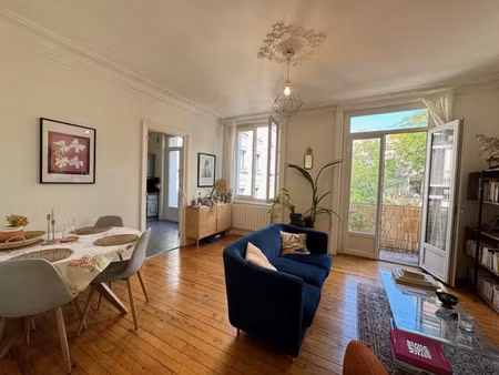 location appartement 3 pièces 80 m² à saint-etienne (42000)  690 €