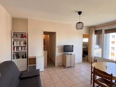 location appartement 3 pièces 54 m² à dijon (21000)  730 €