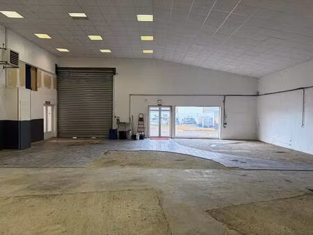 local commercial à louer