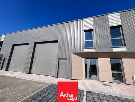 local d'activités à vendre