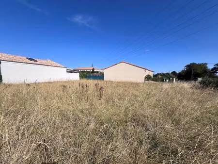 terrain constructible viabilisé à vendre