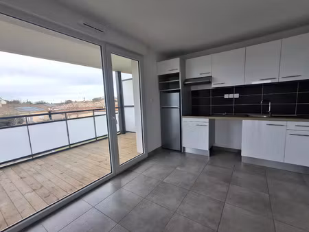 location appartement 3 pièces 63 m² à eaunes (31600)