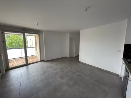 location appartement 2 pièces 43 m² à labarthe-sur-lèze (31860)