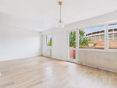 residence 2000