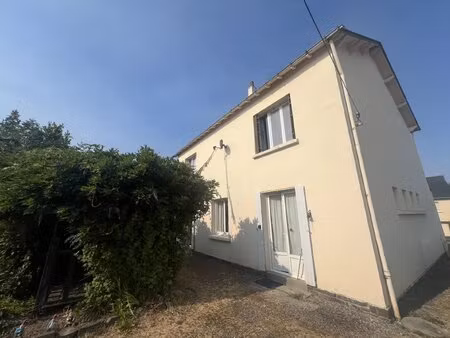 maison familiale 4 chambres avec jardin – bourg d'issé