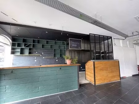 local commercial à louer