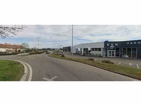 local commercial à louer