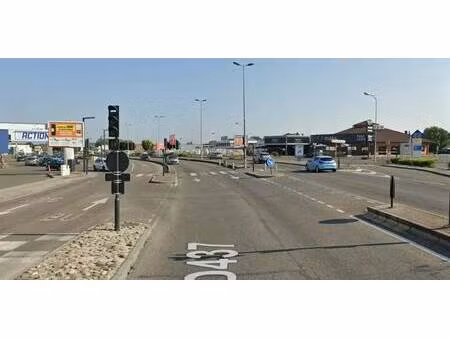 local commercial à louer