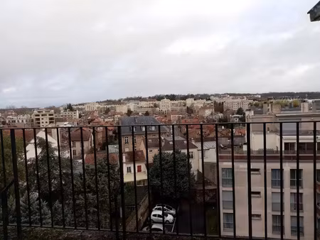 location appartement 1 pièce 31.19 m² à versailles (78000)  840 €