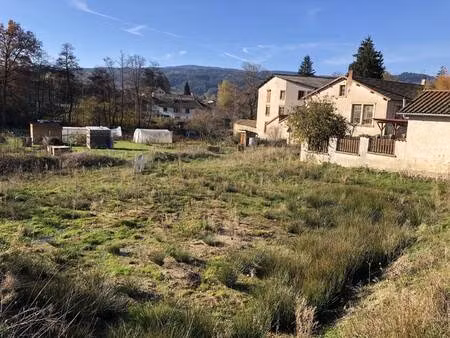 terrain constructible à vendre