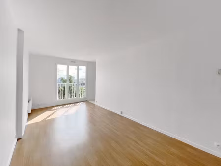 location appartement 2 pièces 47.28 m² à le kremlin-bicetre (94270)  969 €
