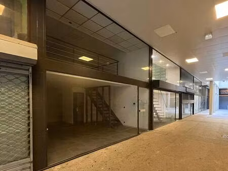 local commercial à vendre