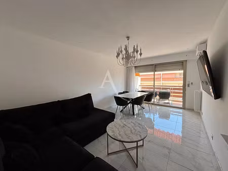 location meublée appartement 2 pièces 53.05 m² à nice (06000)  1 099 €