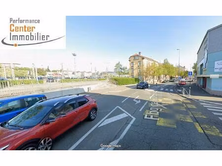 local commercial à louer