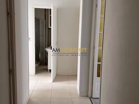 location meublée appartement 3 pièces 59 m² à nice (06000)  1 200 €