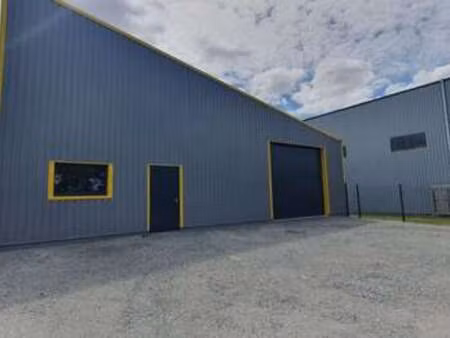 location bureaux et commerces à saint-christophe-du-ligneron (85670) : à louer / 147m² sai