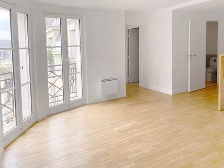 location appartement 2 pièces 45.48 m² à neuilly-sur-seine (92200)  1 530 €