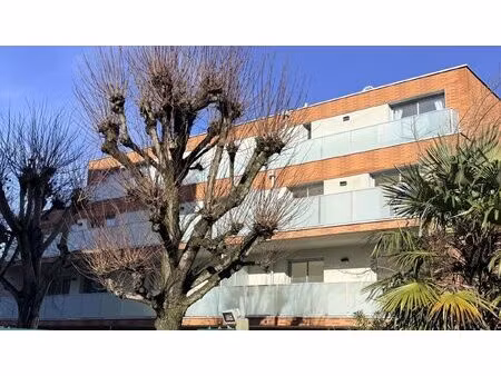 cote pavee  beau t3 double destination de 68 m² avec jardin  te