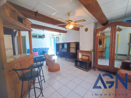 à vendre : maison de ville de 69m² avec garage
