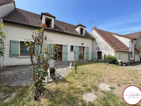 maison familiale 4 chambres avec jardin et garage 146m²