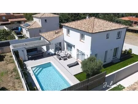 villa 4 faces 135m²