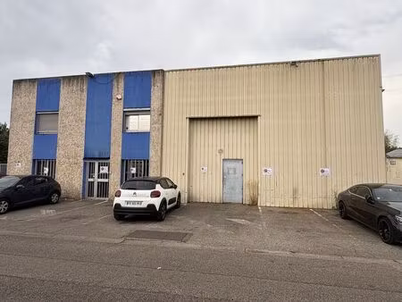 vente local d’activités vaulx en velin 69120 738m²