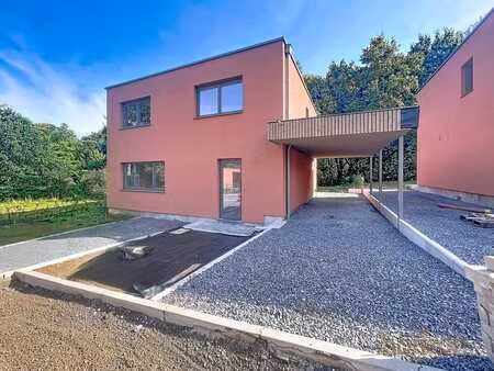 saive : maison 3 chambres à louer