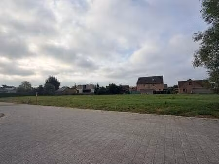 bouw uw droomwoning in het hart van bassevelde