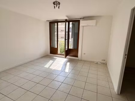 arles appartement t4 balcon