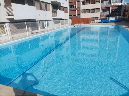 appartement 3 chambres  immeuble avec piscine