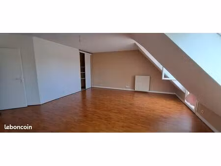 beau grand f2 centre ville